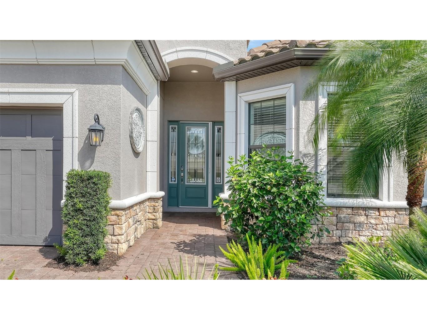 8704 Amaretto Avenue Sarasota FL 34238 A4602836 image1