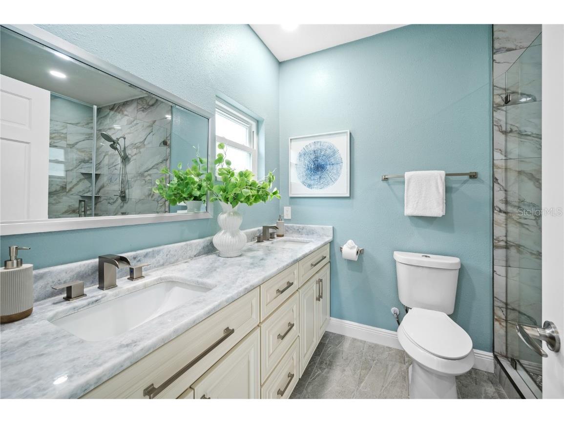 8704 Bay Crest Lane Tampa FL 33615 O6298771 image32