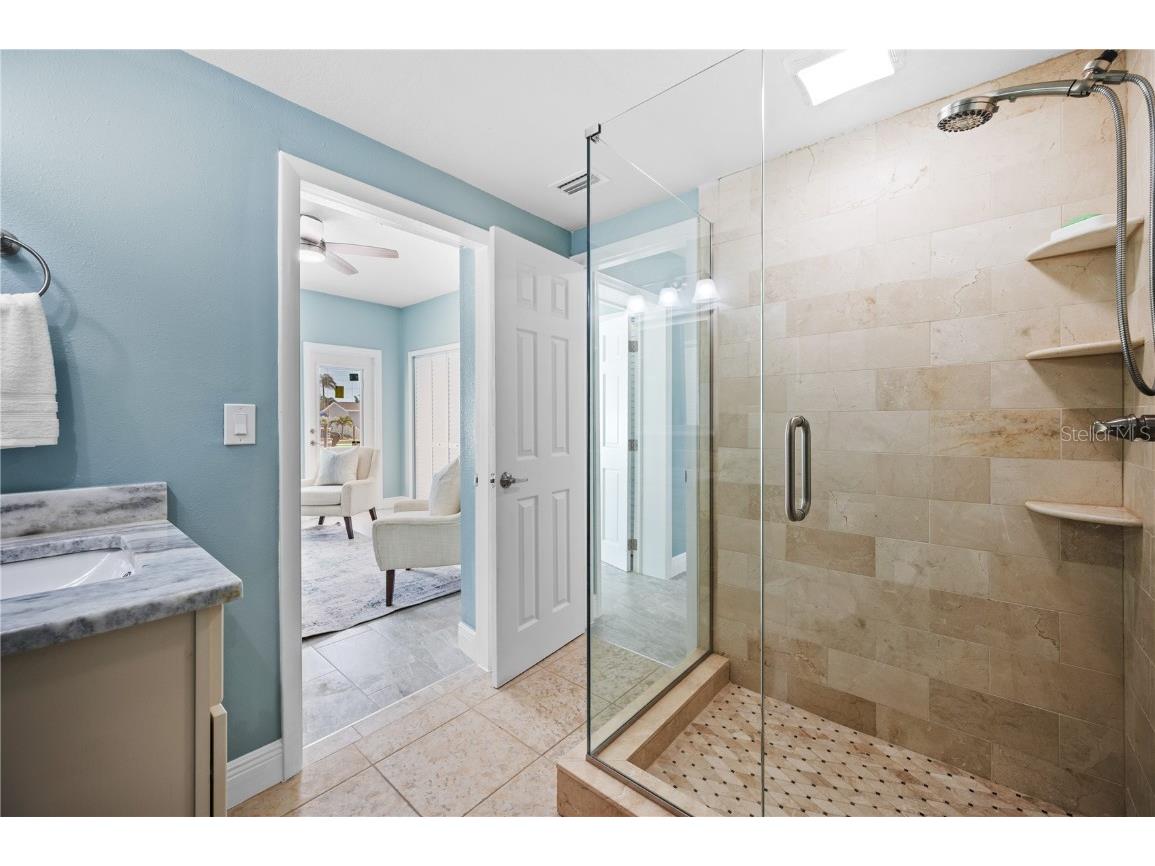 8704 Bay Crest Lane Tampa FL 33615 O6298771 image44