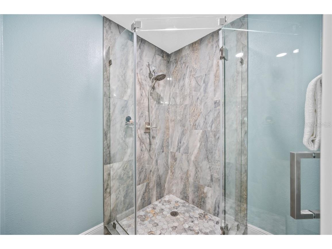 8704 Bay Crest Lane Tampa FL 33615 O6298771 image56