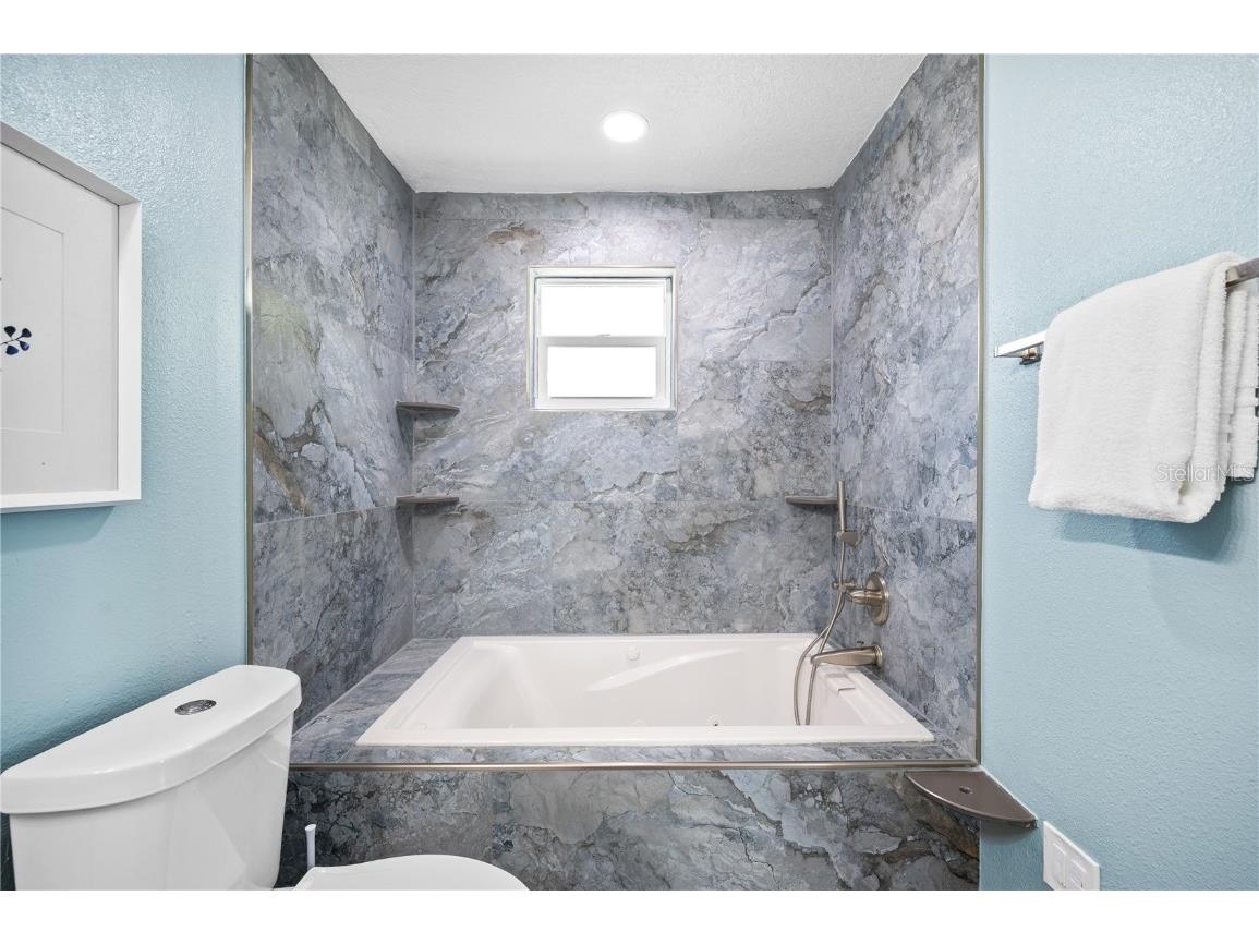 8704 Bay Crest Lane Tampa FL 33615 O6298771 image63