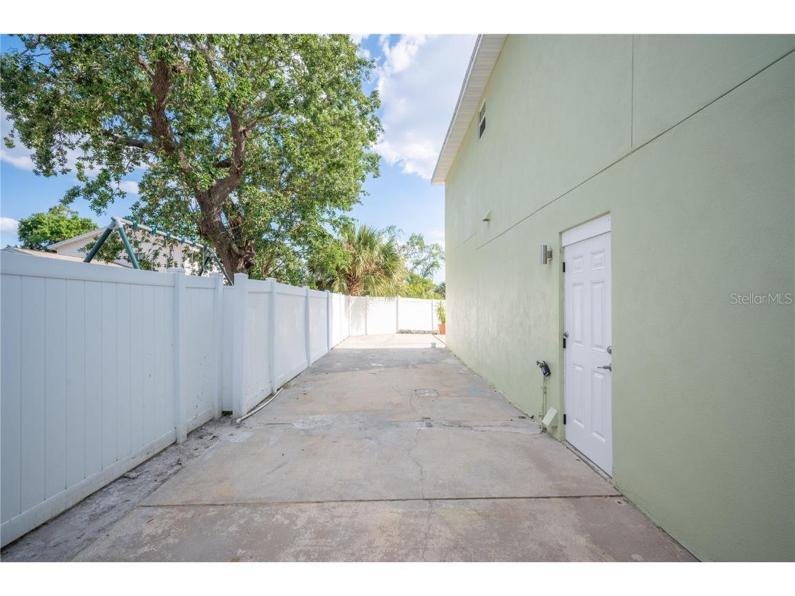 8704 Bay Crest Lane Tampa FL 33615 O6298771 image81