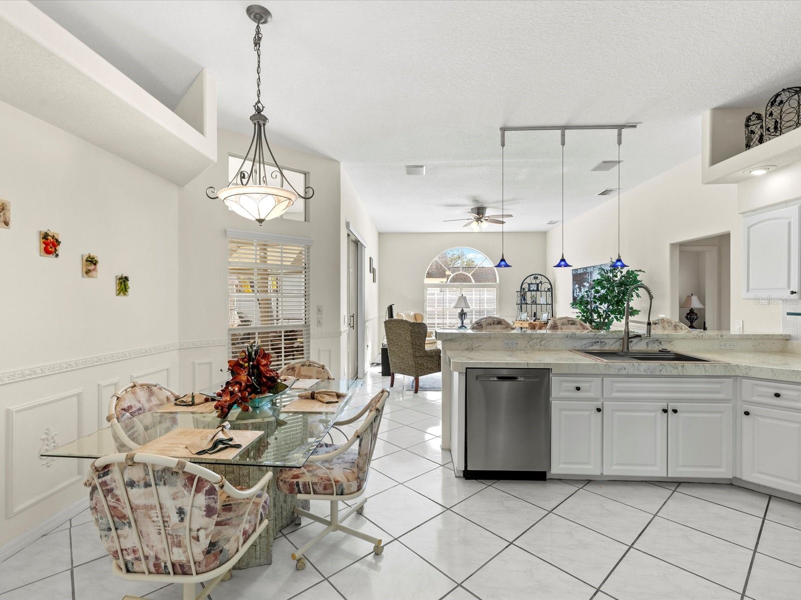 8704 Cypress Lakes Boulevard New Port Richey FL 34653 W7882510 image18