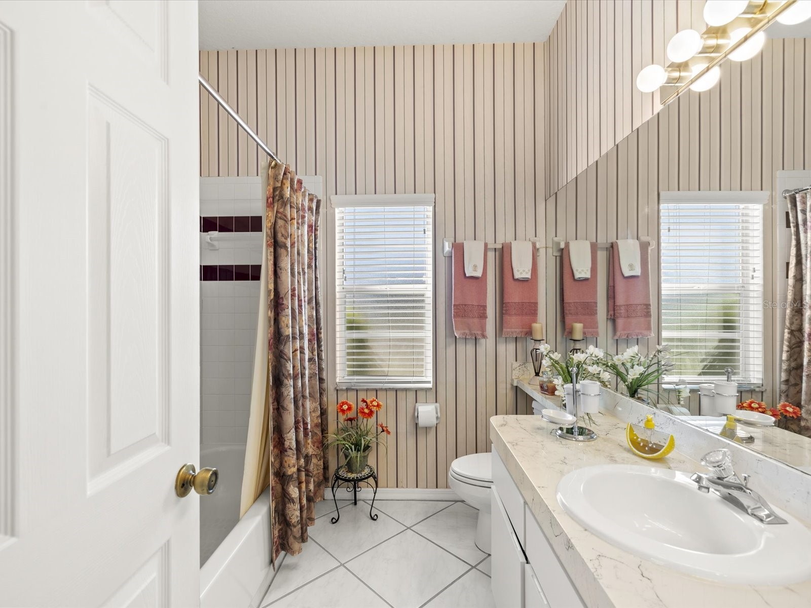 8704 Cypress Lakes Boulevard New Port Richey FL 34653 W7882510 image30