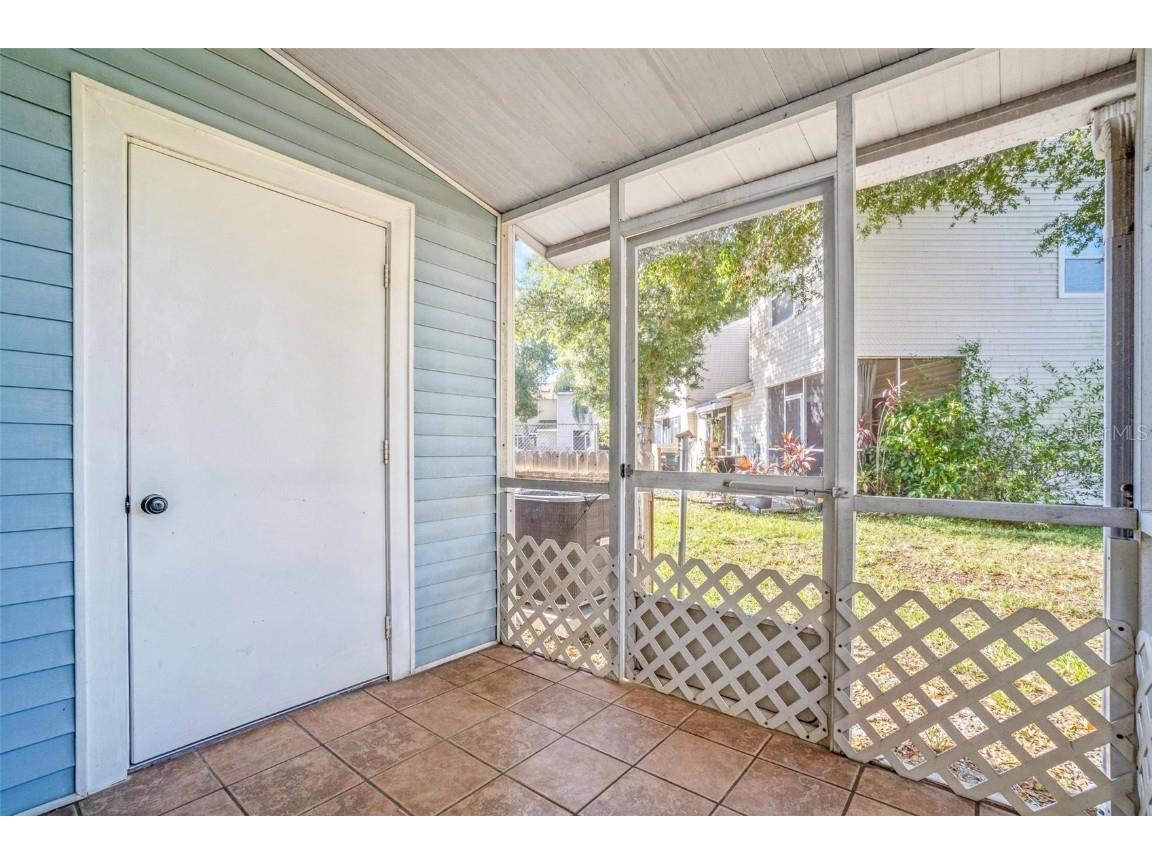 8704 Liberty Place Tampa FL 33615 TB8439651 image19