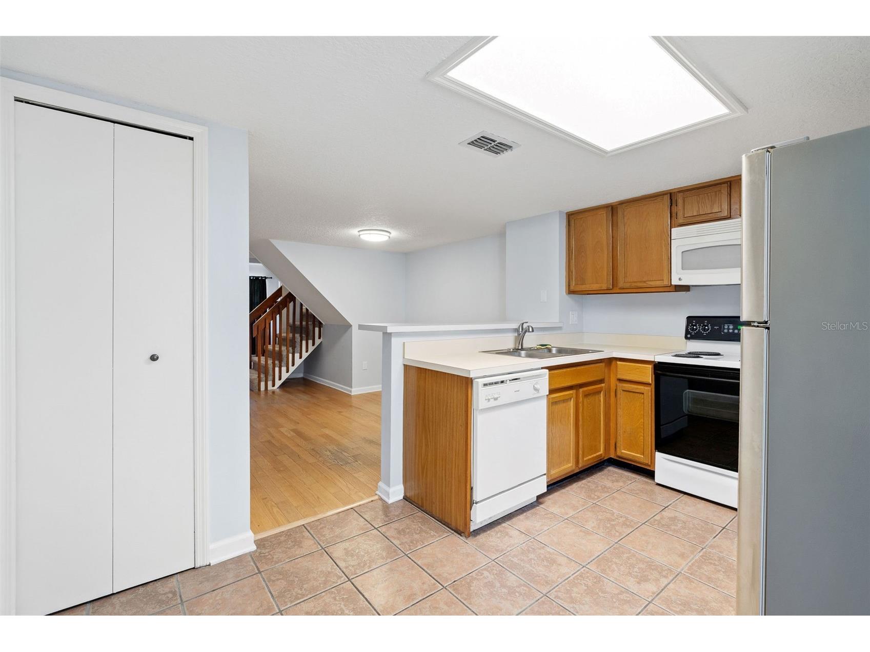 8704 Liberty Place Tampa FL 33615 TB8472404 image11