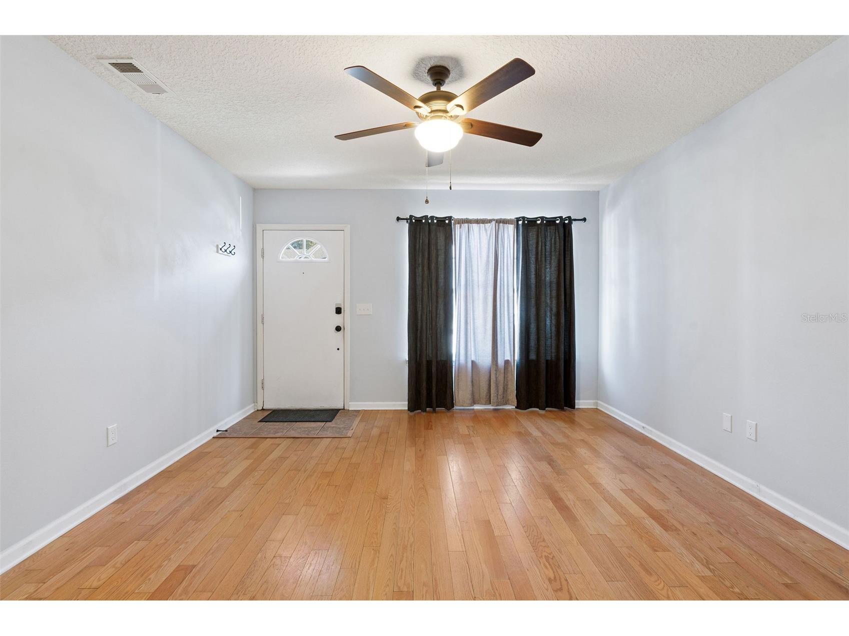 8704 Liberty Place Tampa FL 33615 TB8472404 image4