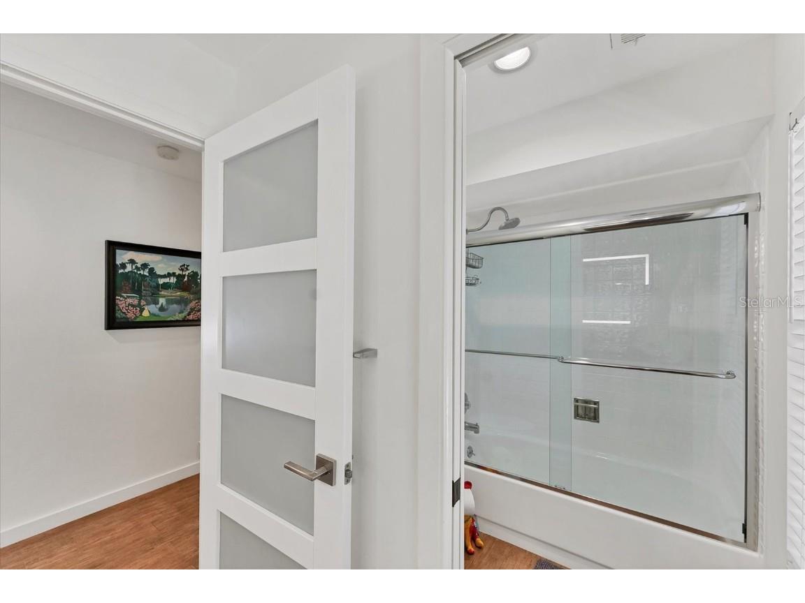 8704 Misty Creek Drive Sarasota FL 34241 A4668151 image38