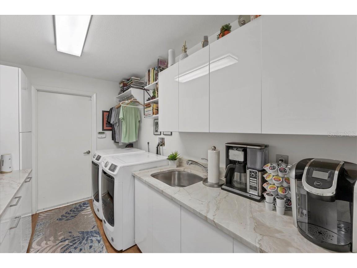 8704 Misty Creek Drive Sarasota FL 34241 A4668151 image41