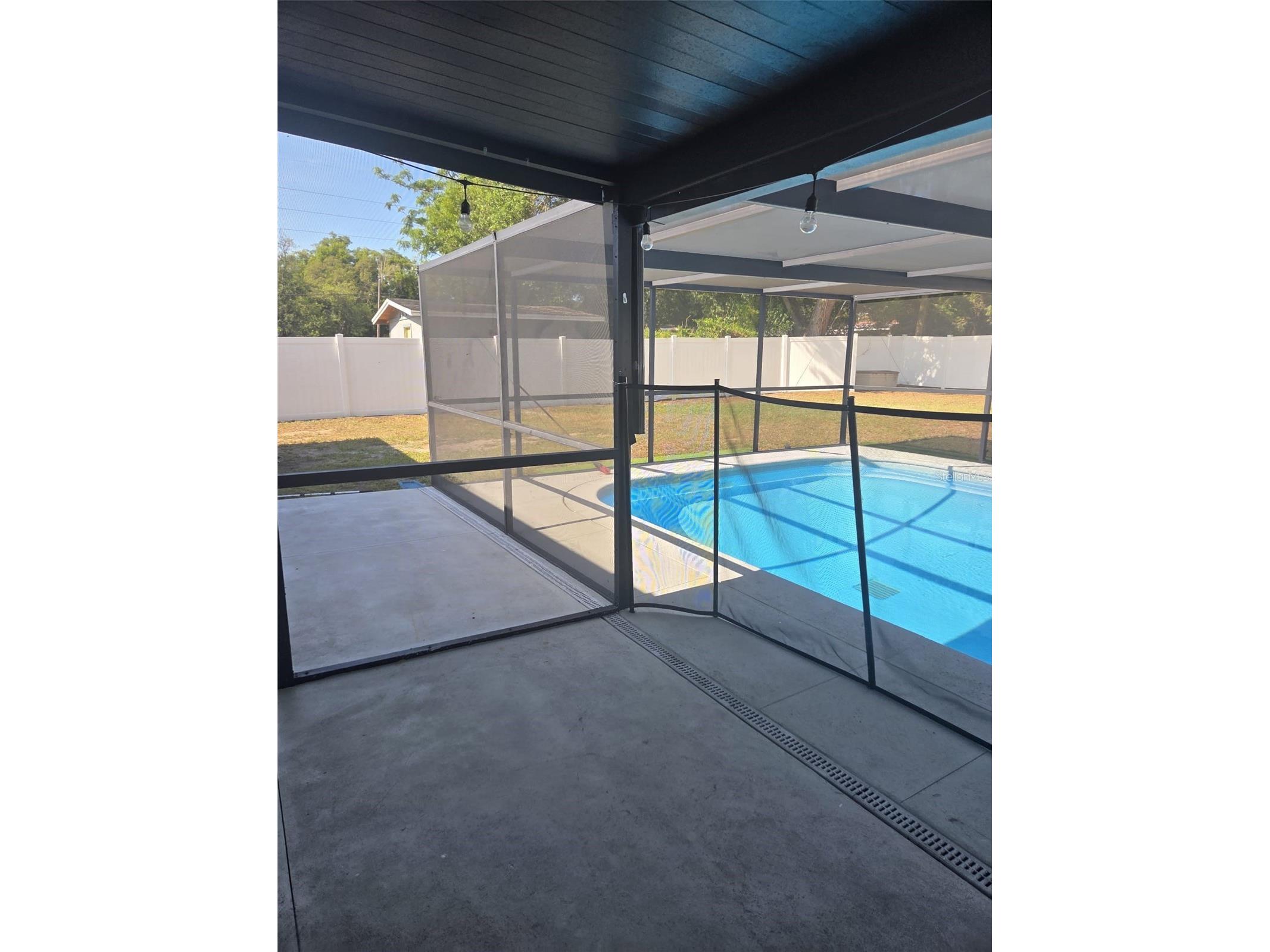 8704 N Renfrew Place Tampa FL 33604 TB8504539 image18
