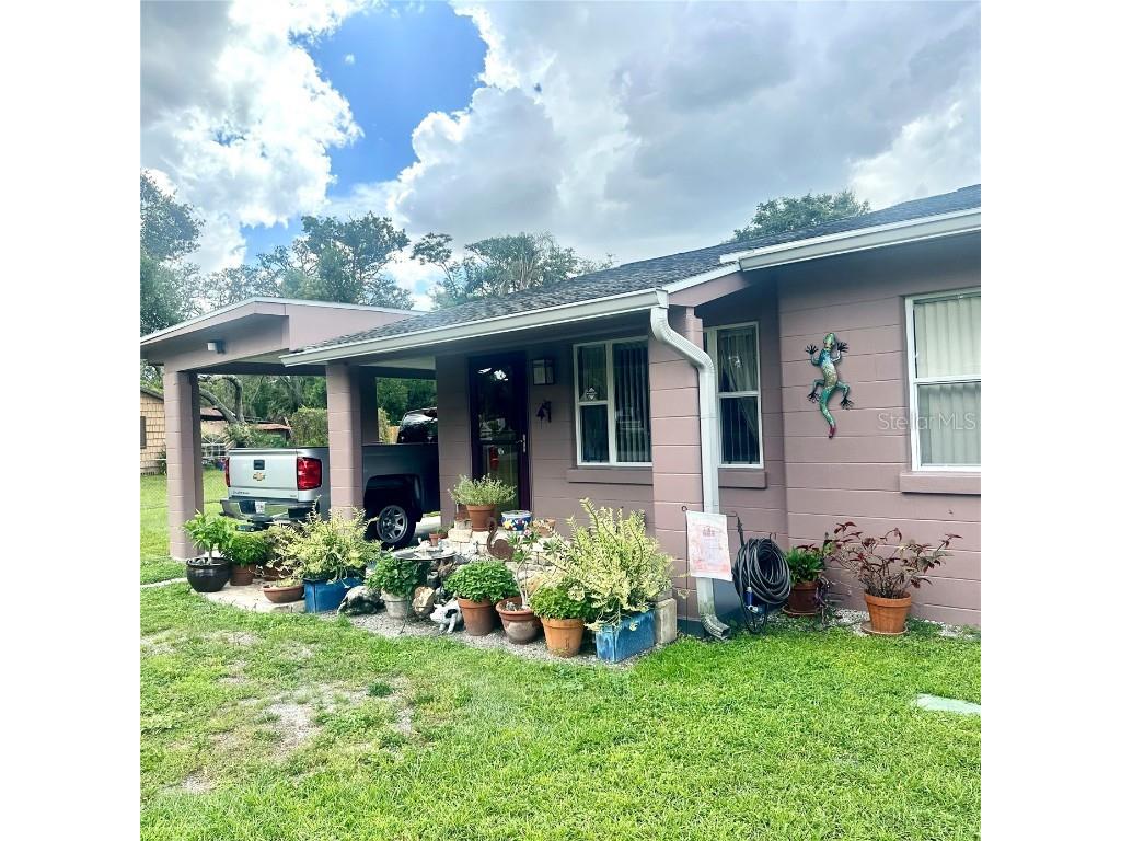 8704 N Rome Avenue Tampa FL 33604 TB8427654 image1