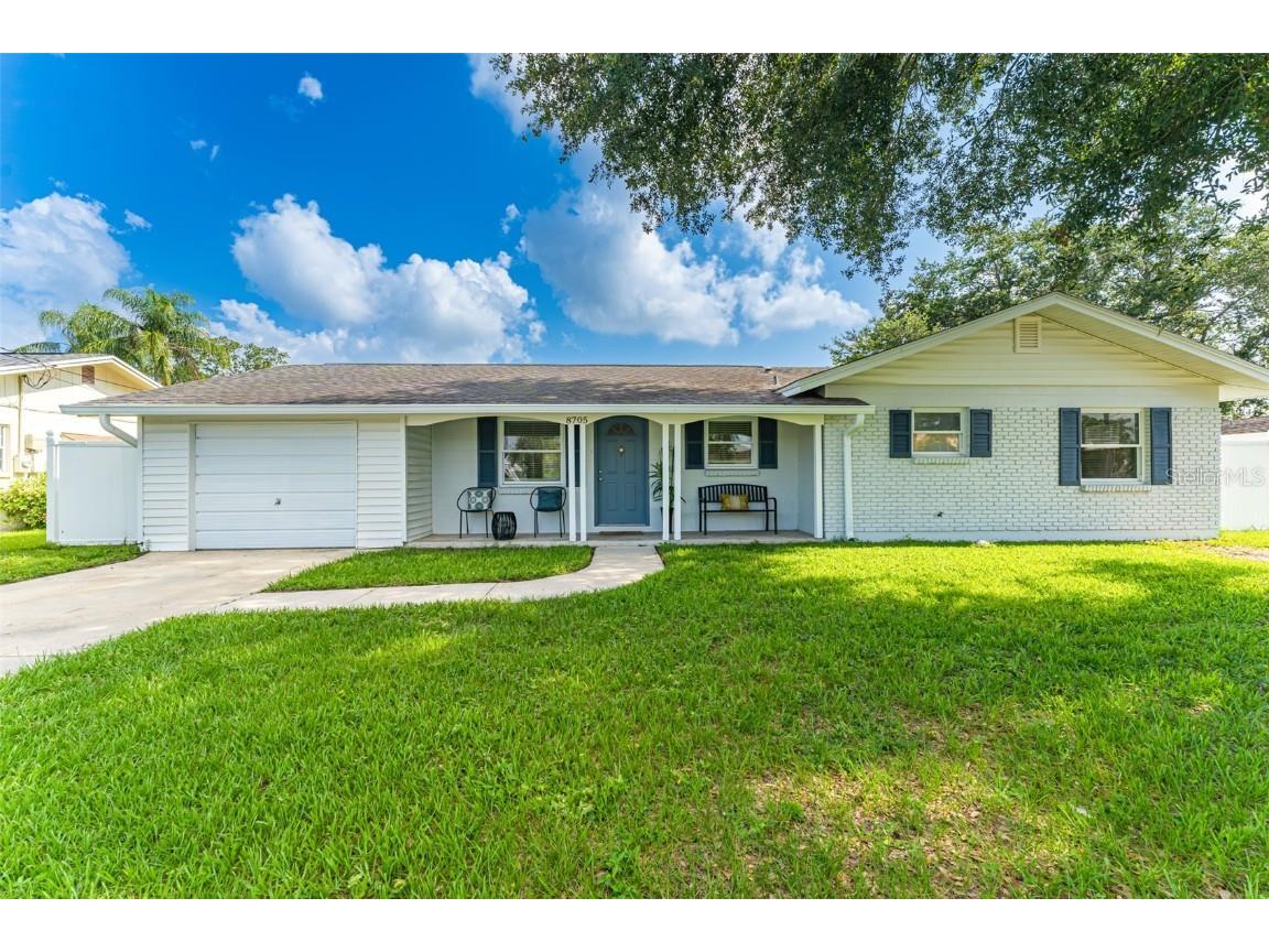 8705 Driftwood Drive Tampa FL 33615 - WOODS CREEK T3456785 image1