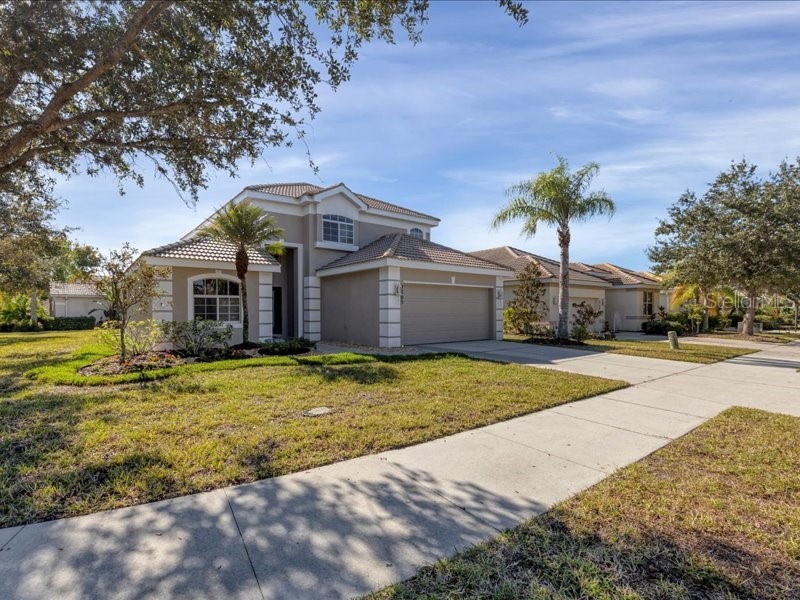 8705 Monterey Bay Loop Bradenton FL 34212 A4519303 image1