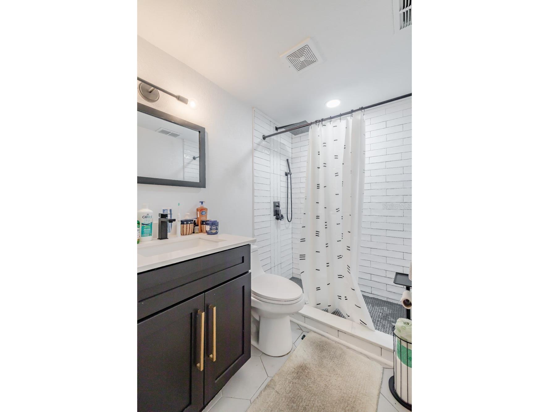 8705 N Highland Avenue Tampa FL 33604 TB8513503 image10