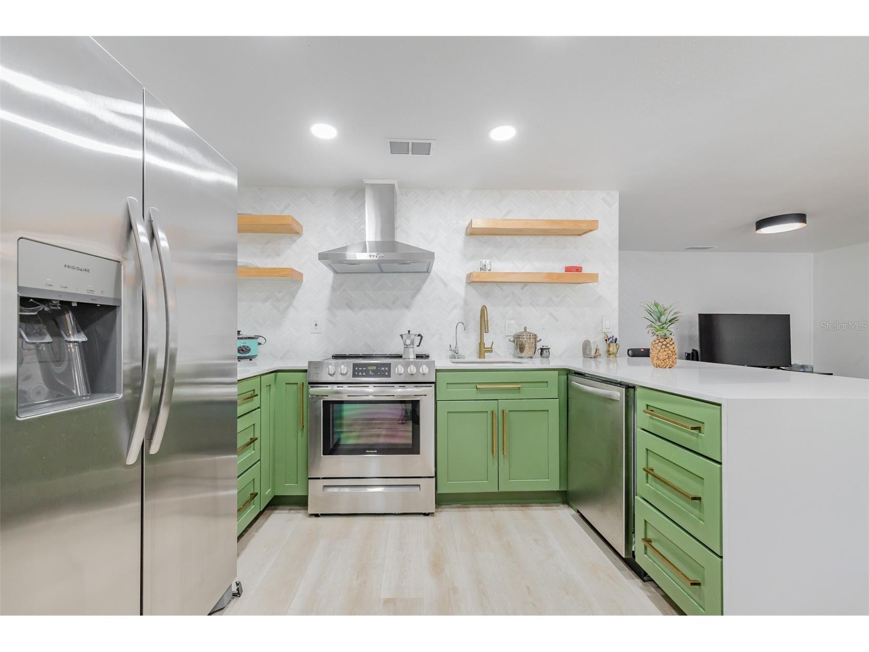 8705 N Highland Avenue Tampa FL 33604 TB8513503 image24