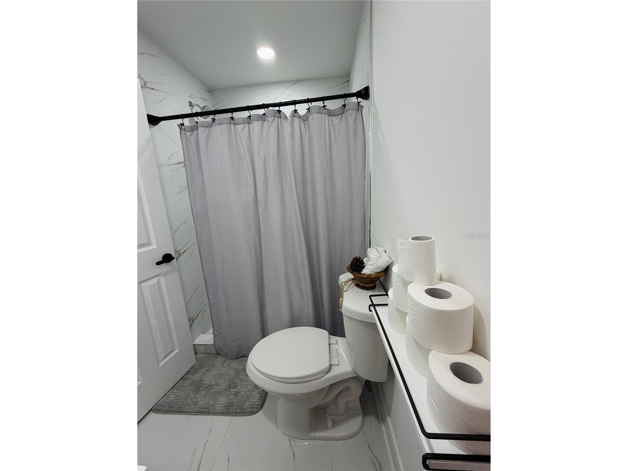 8705 Tahiti Lane Tampa FL 33615 TB8461036 image24