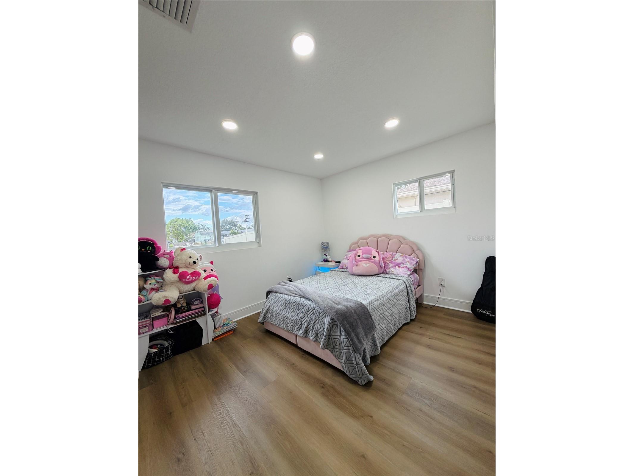 8705 Tahiti Lane Tampa FL 33615 TB8461036 image36