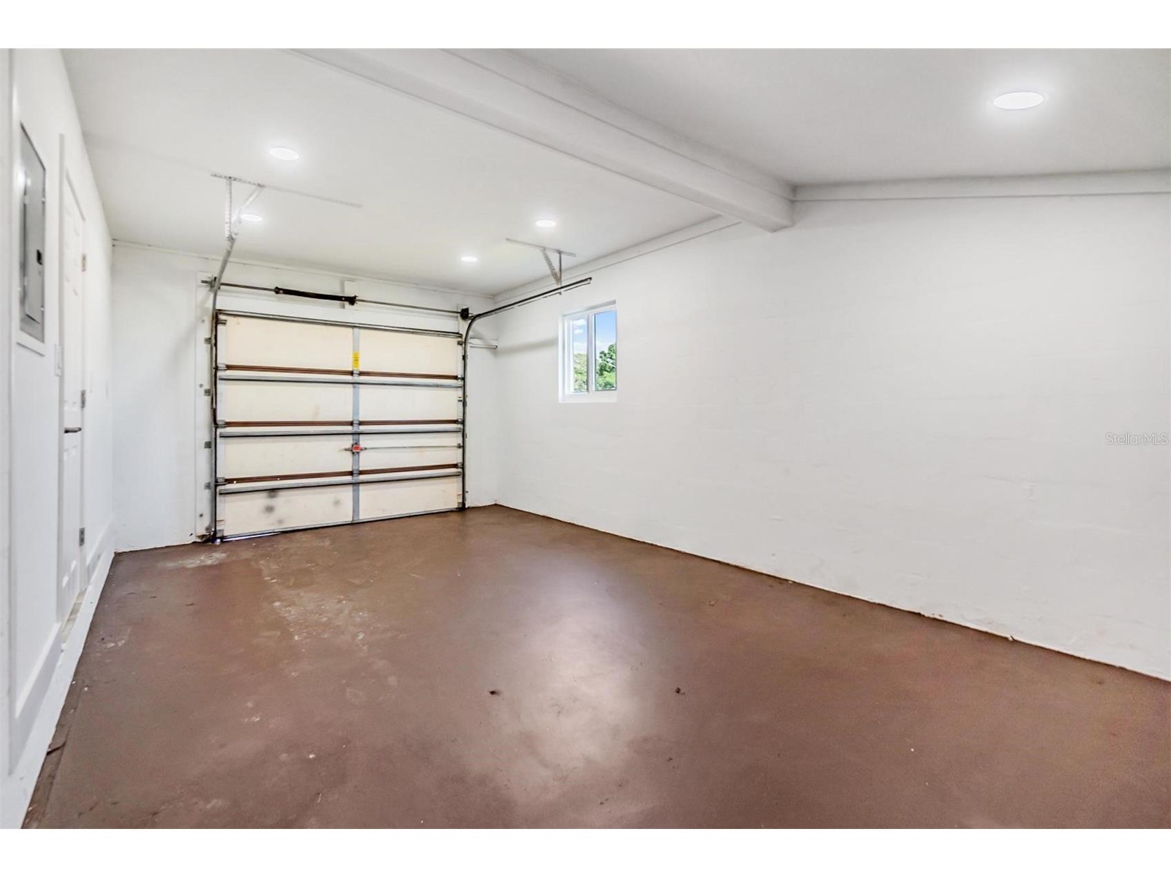 8705 Tahiti Lane Tampa FL 33615 TB8461036 image41