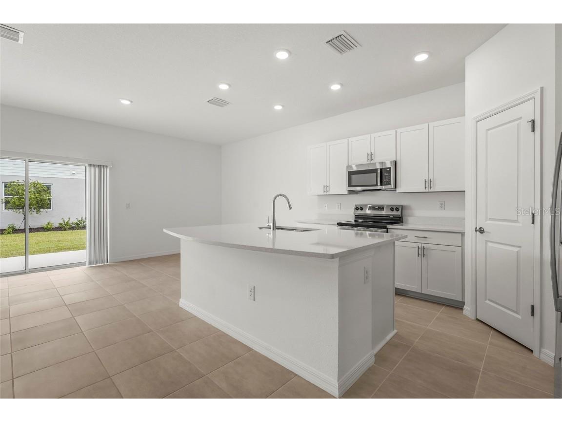 8705 Winter Breeze Way Sarasota FL 34241 A4656660 image2