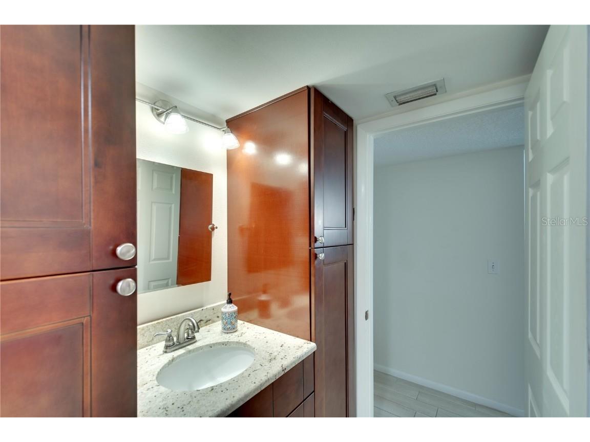 8706 54th Avenue W #18 Bradenton FL 34210 A4668068 image19