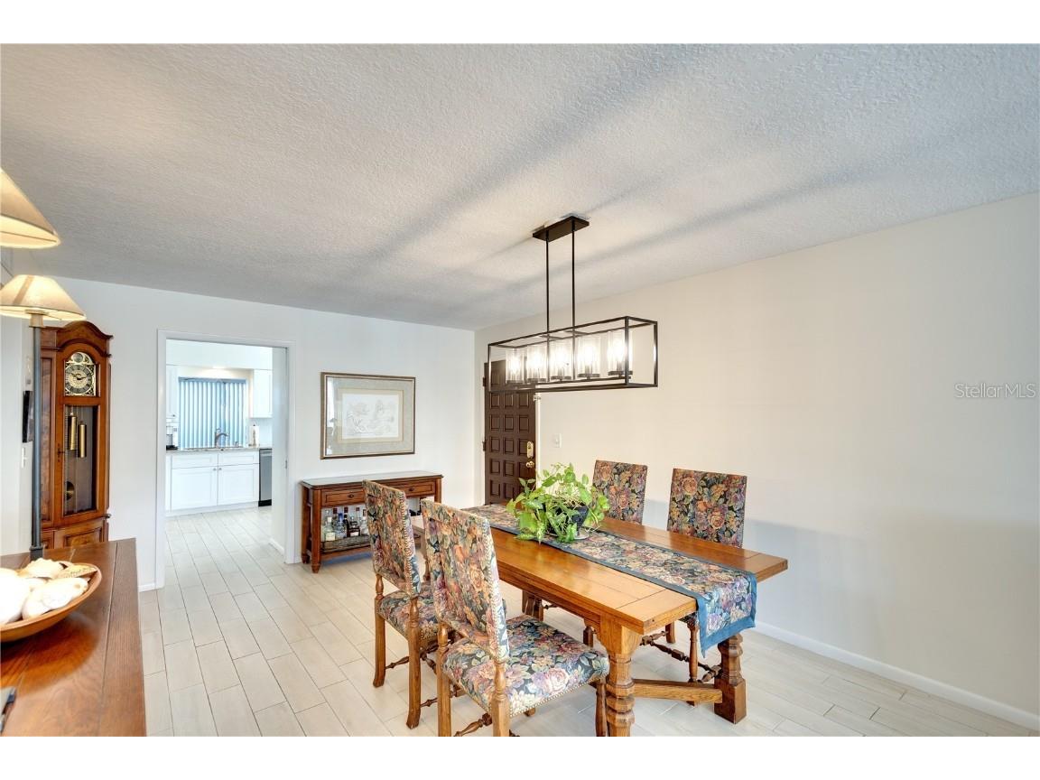 8706 54th Avenue W #18 Bradenton FL 34210 A4668068 image6