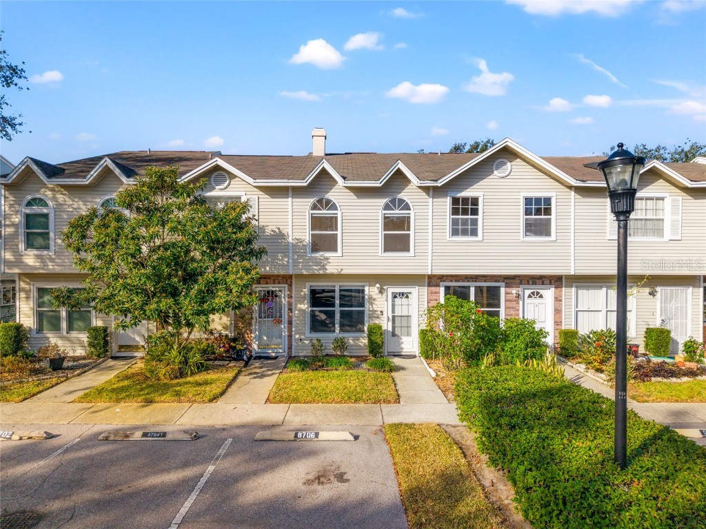 8706 Cobbler Place Tampa FL 33615 TB8324800 image1
