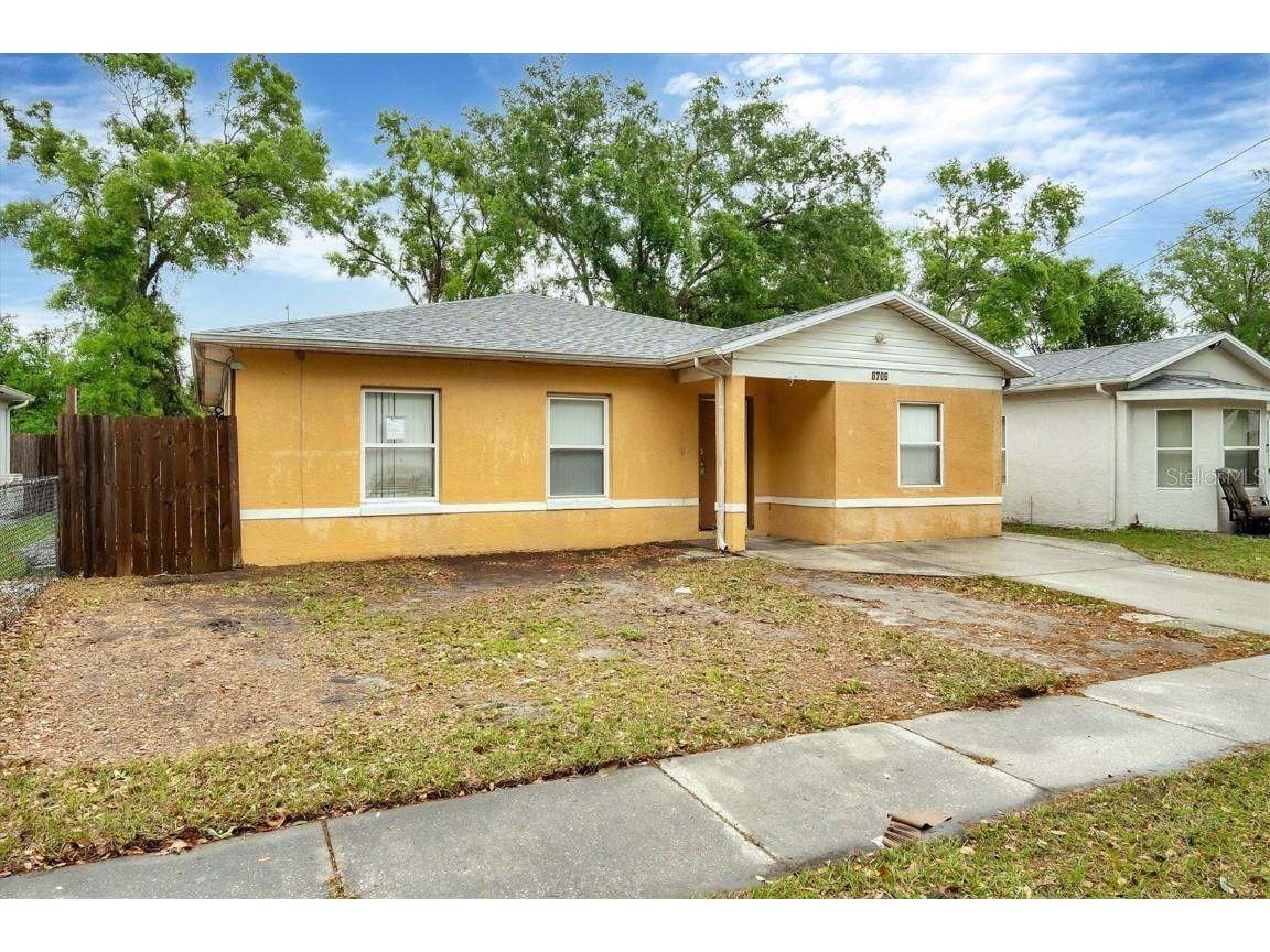8706 Fish Lake Road Tampa FL 33619 C7507244 image1