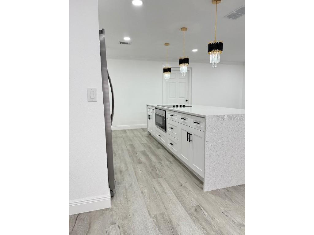 8706 Fish Lake Road Tampa FL 33619 TB8416183 image11