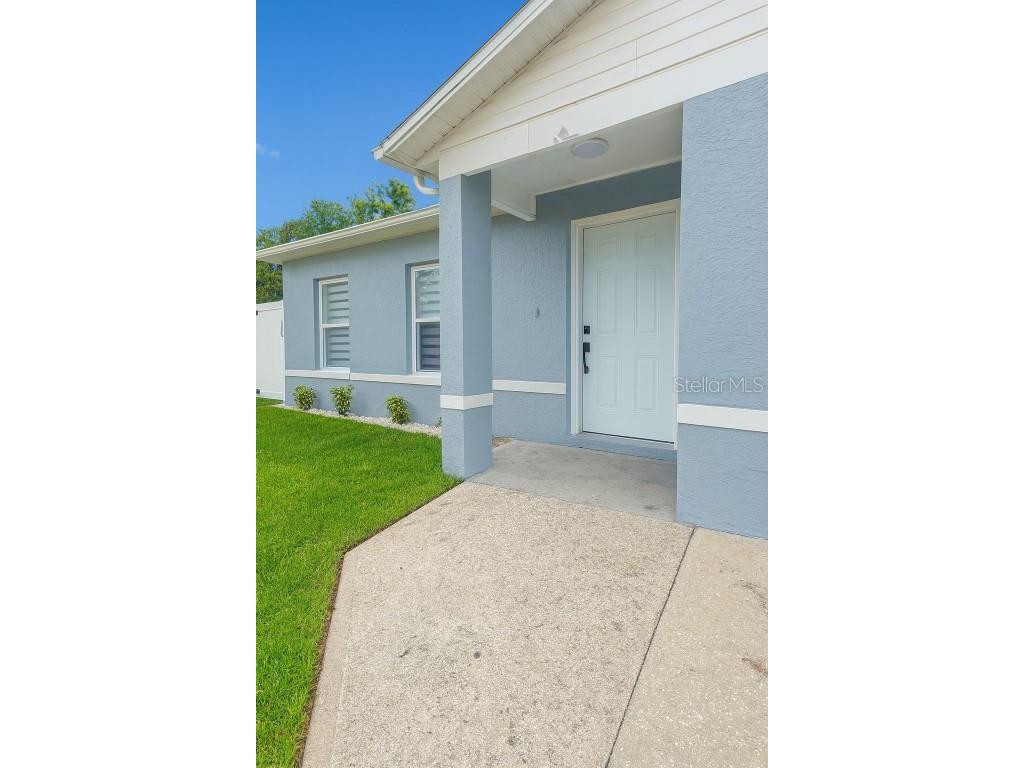 8706 Fish Lake Road Tampa FL 33619 TB8416183 image3