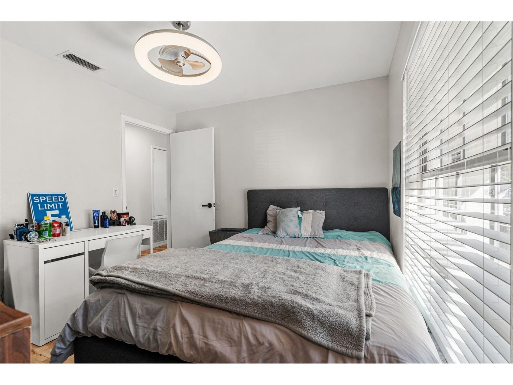 8706 Osage Drive Tampa FL 33634 TB8482029 image16