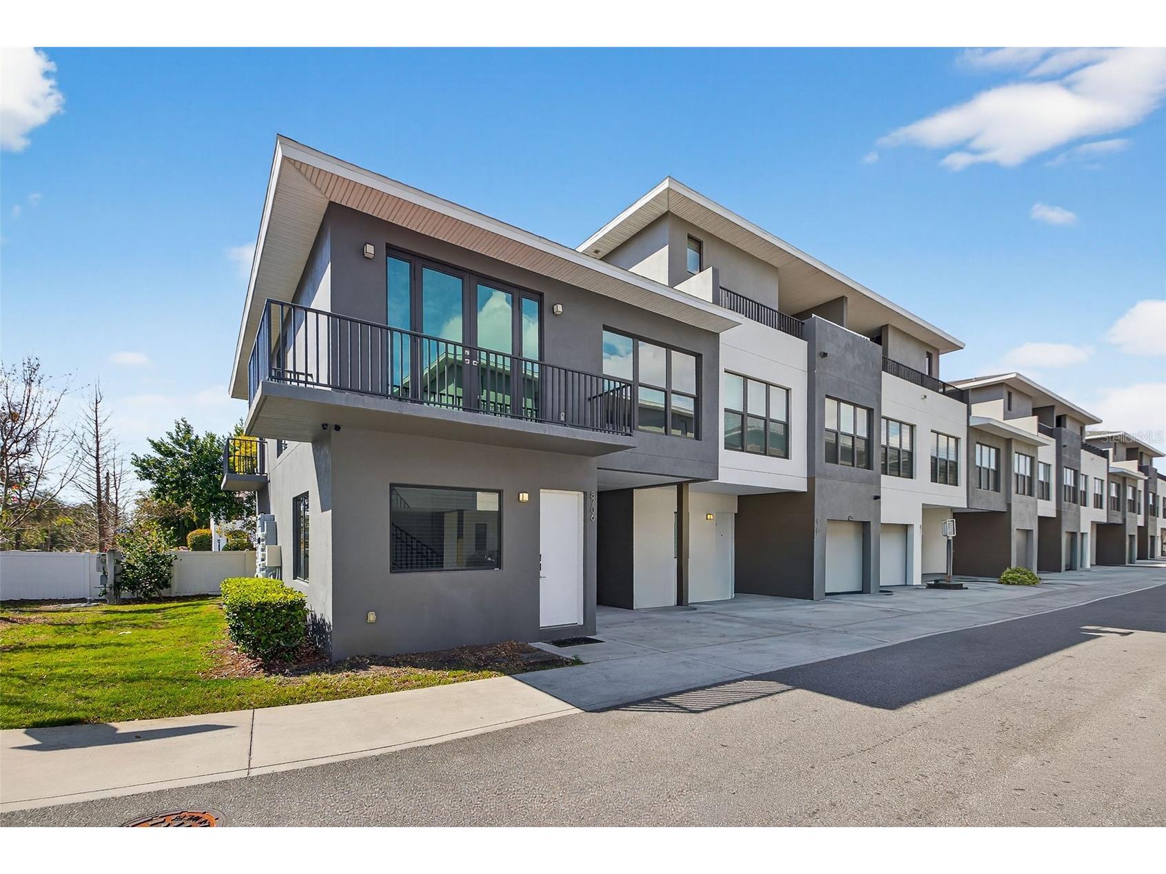 8706 Palm Ranches Place Tampa FL 33614 TB8482471 image3