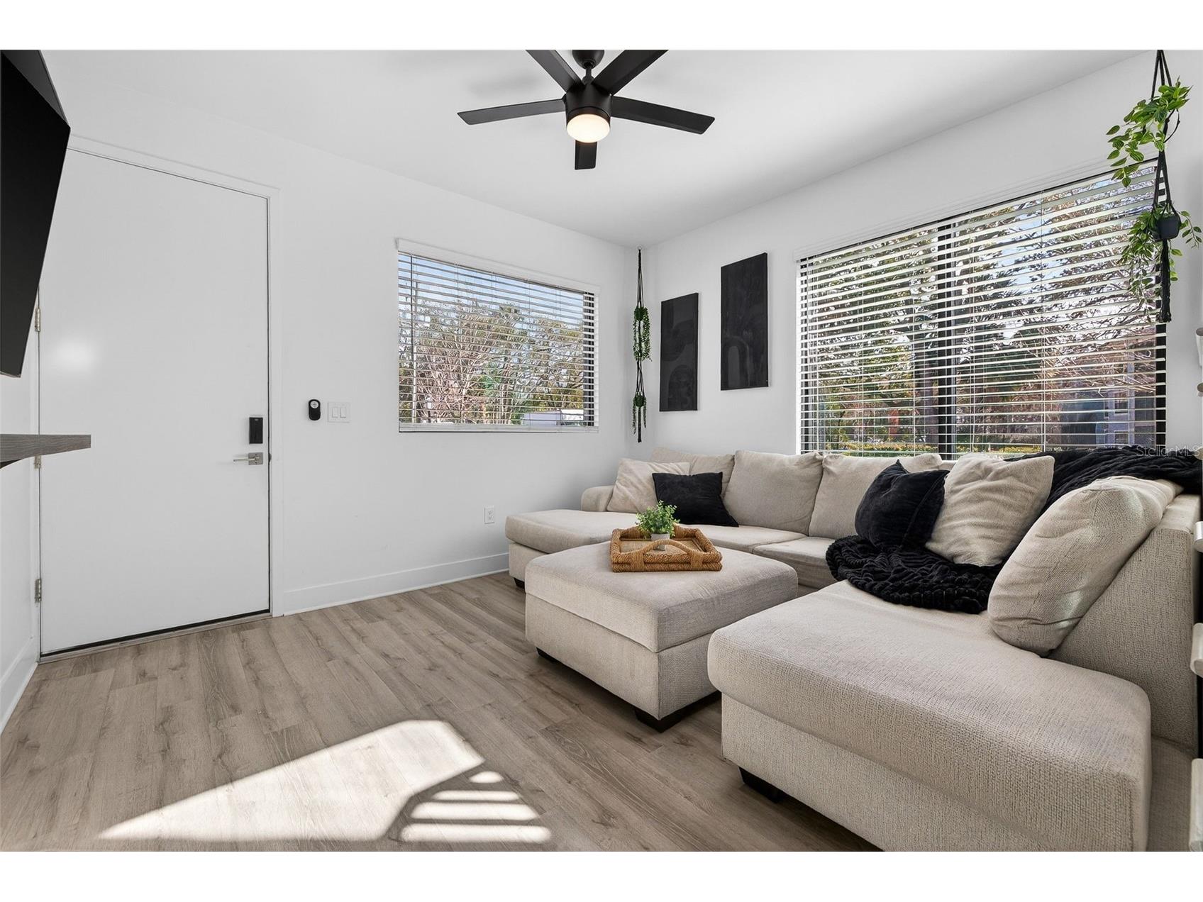 8706 Palm Ranches Place Tampa FL 33614 TB8482471 image6