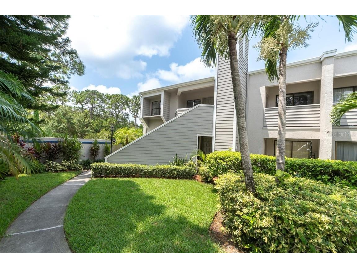 8707 Bardmoor Place #202 Seminole FL 33777 U8254116 image1