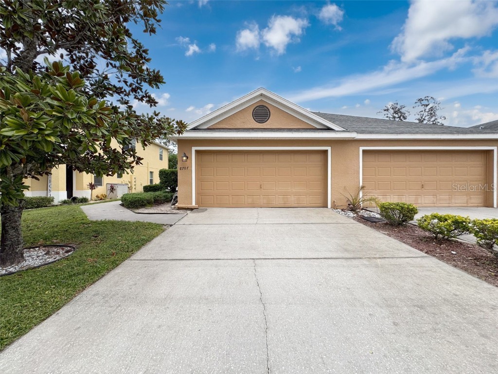 8707 Corinthian Way New Port Richey FL 34654 W7869712 image1