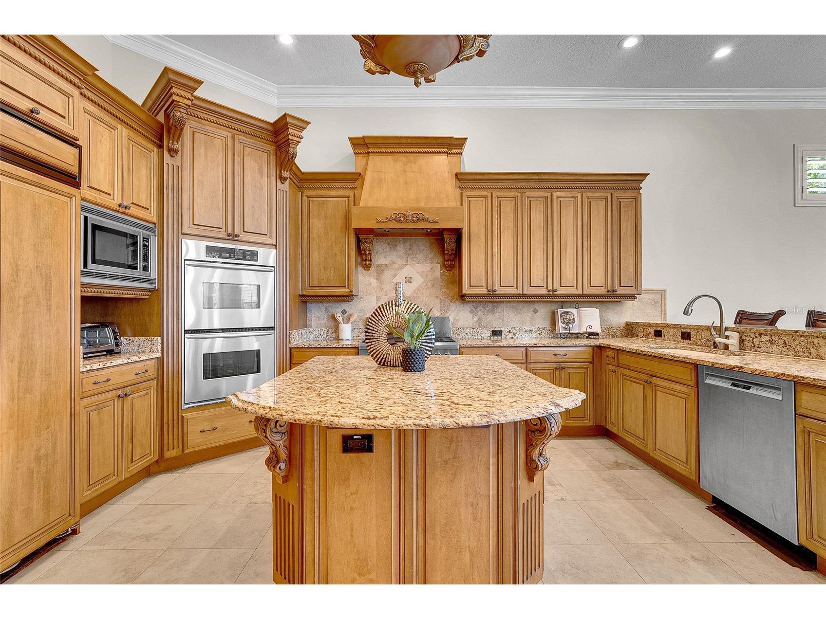 8707 Silverthorn Road Seminole FL 33777 TB8458414 image7