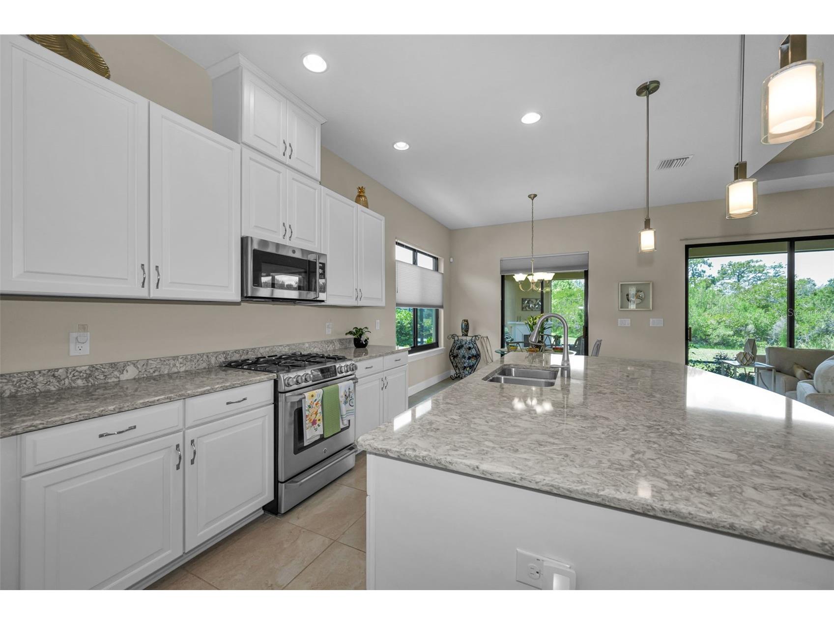 8707 Sorano Villa Drive Tampa FL 33647 TB8512295 image31