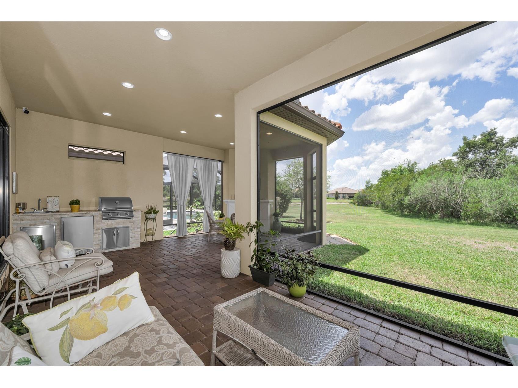 8707 Sorano Villa Drive Tampa FL 33647 TB8512295 image51