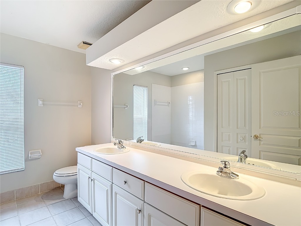 8708 Bay Laurel Court Tampa FL 33647 TB8451208 image57