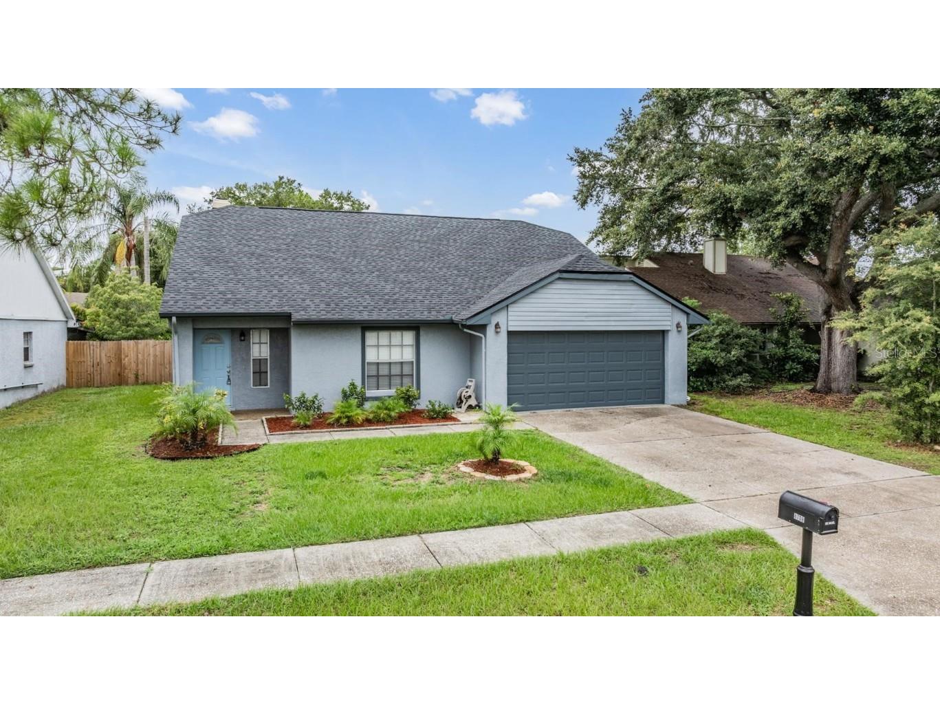 8708 Lindenhurst Place Tampa FL 33634 T3541966 image1