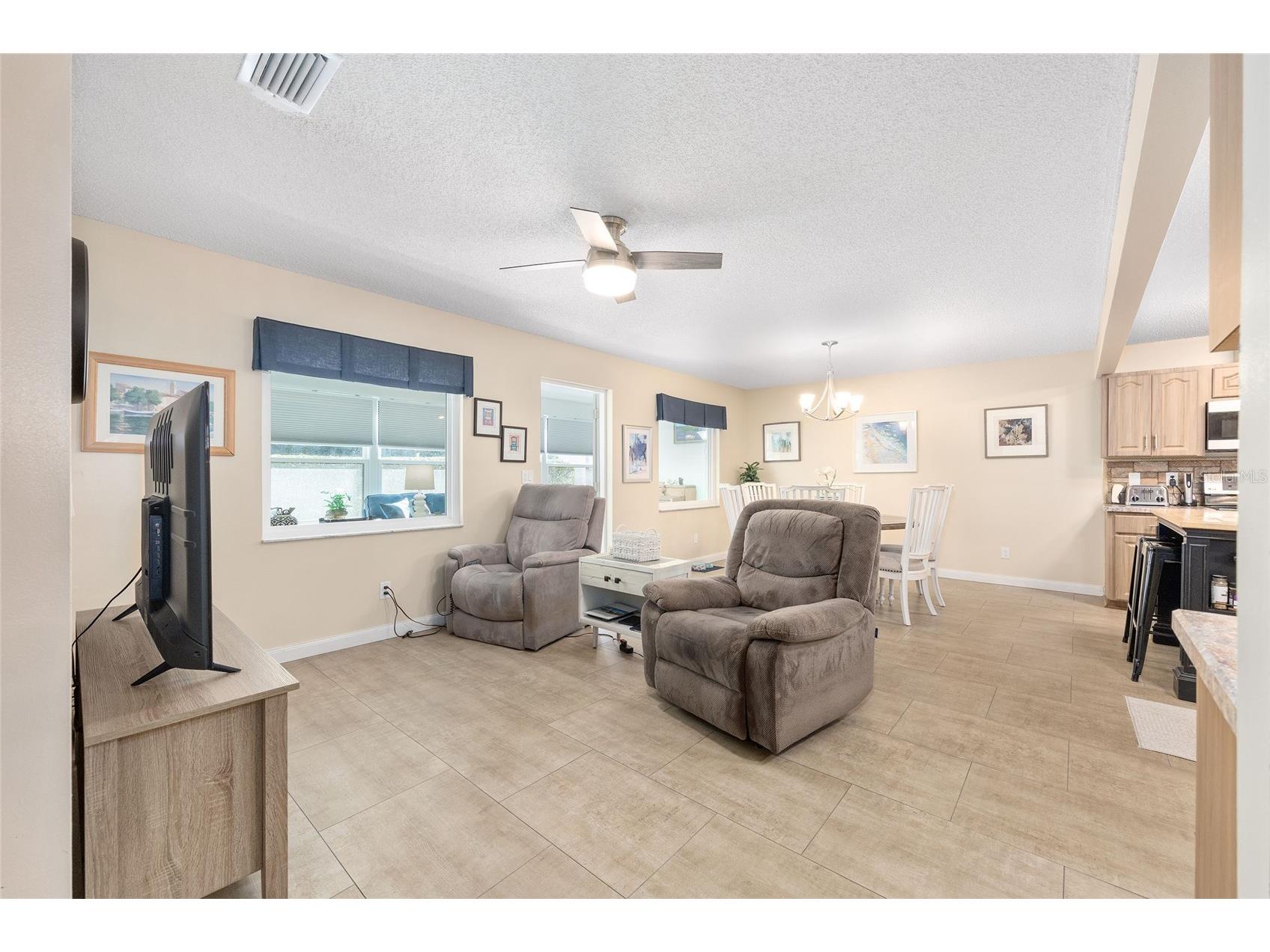 8708 SW 95th Lane #A Ocala FL 34481 OM719503 image16