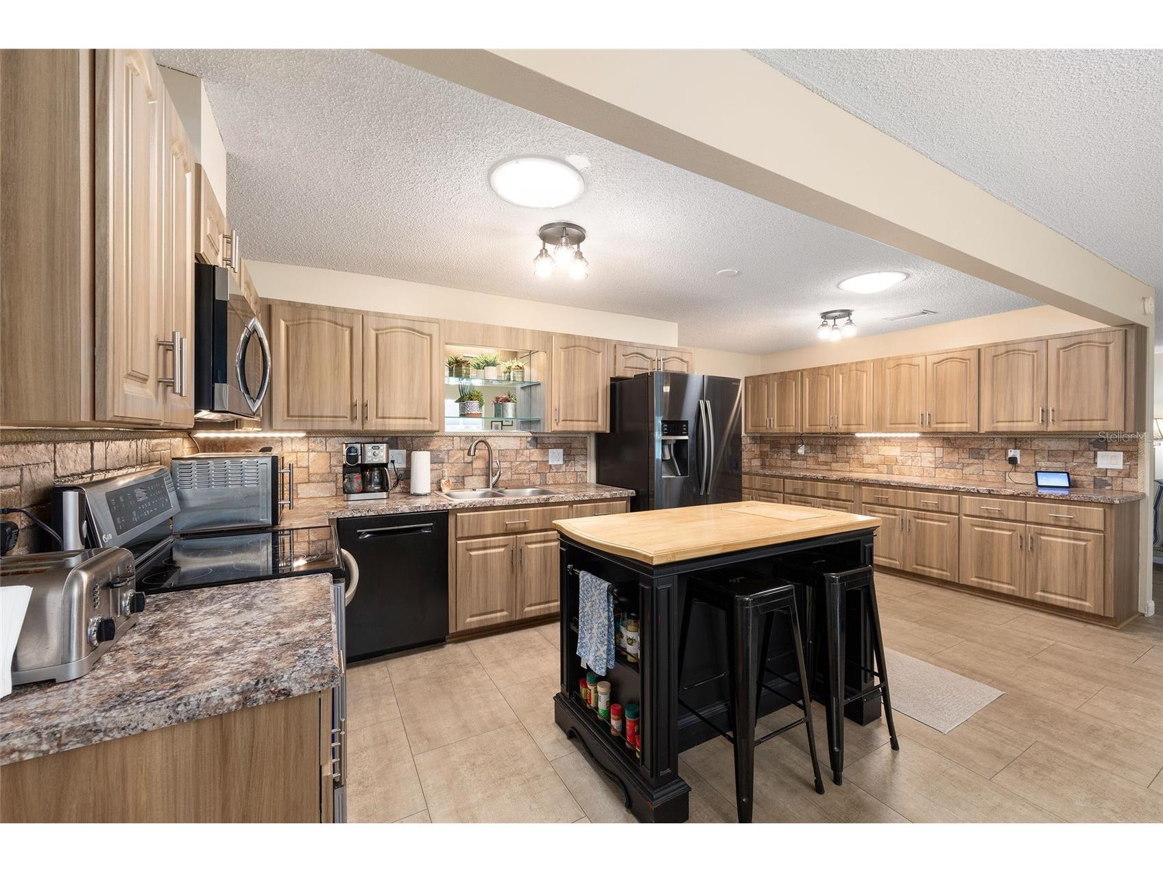 8708 SW 95th Lane #A Ocala FL 34481 OM719503 image22