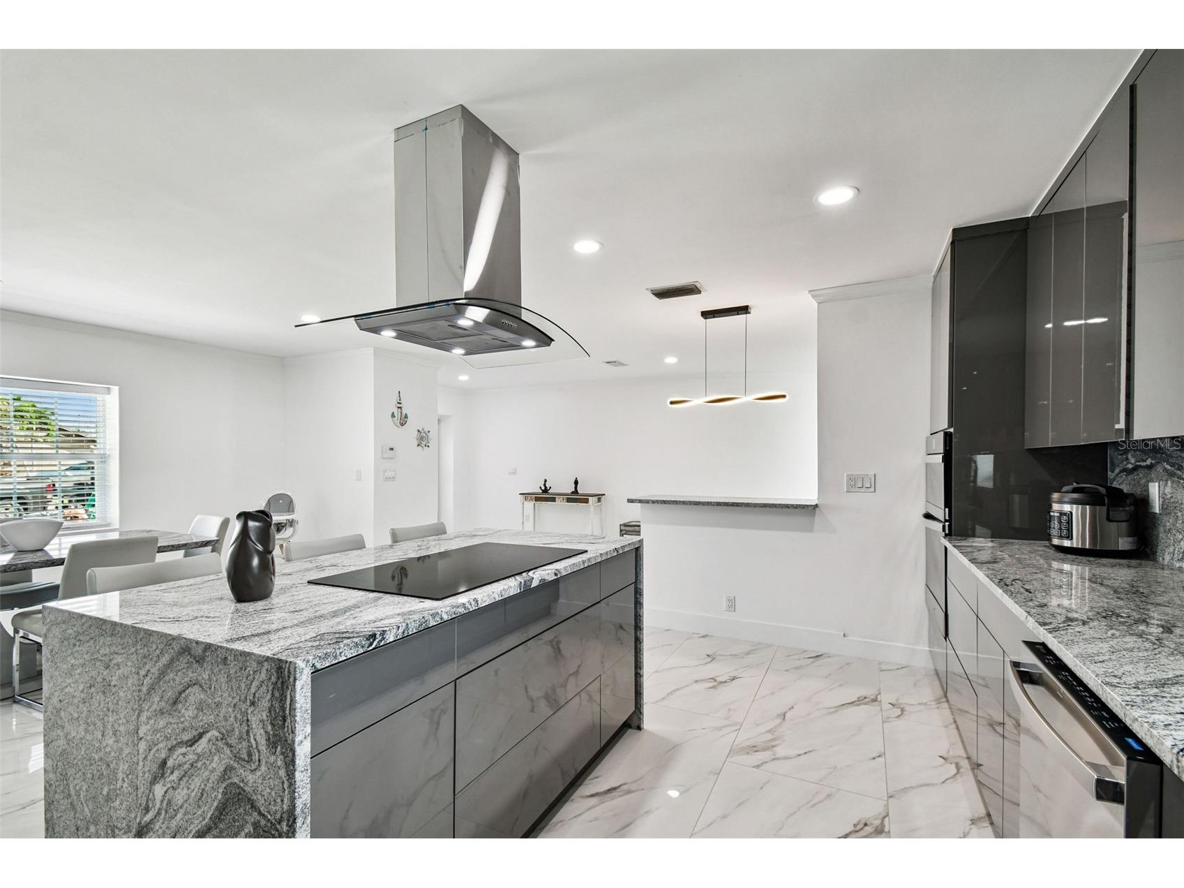 8708 Thornwood Lane Tampa FL 33615 TB8434985 image12