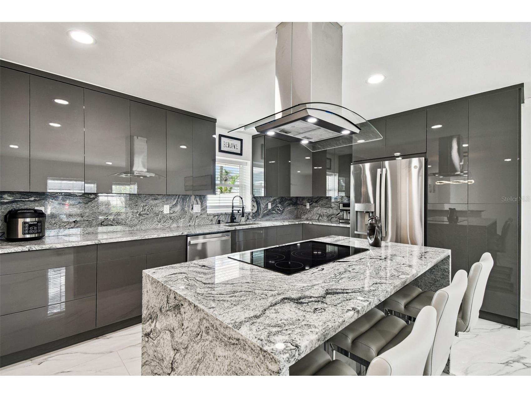 8708 Thornwood Lane Tampa FL 33615 TB8434985 image14