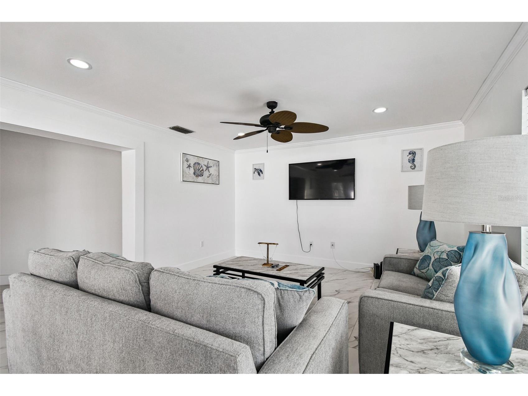 8708 Thornwood Lane Tampa FL 33615 TB8434985 image20