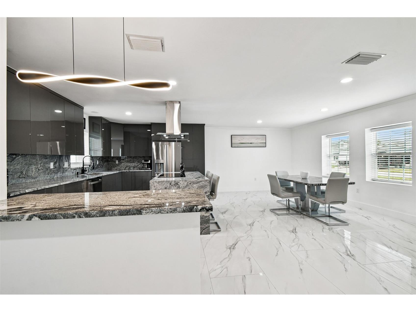 8708 Thornwood Lane Tampa FL 33615 TB8434985 image27