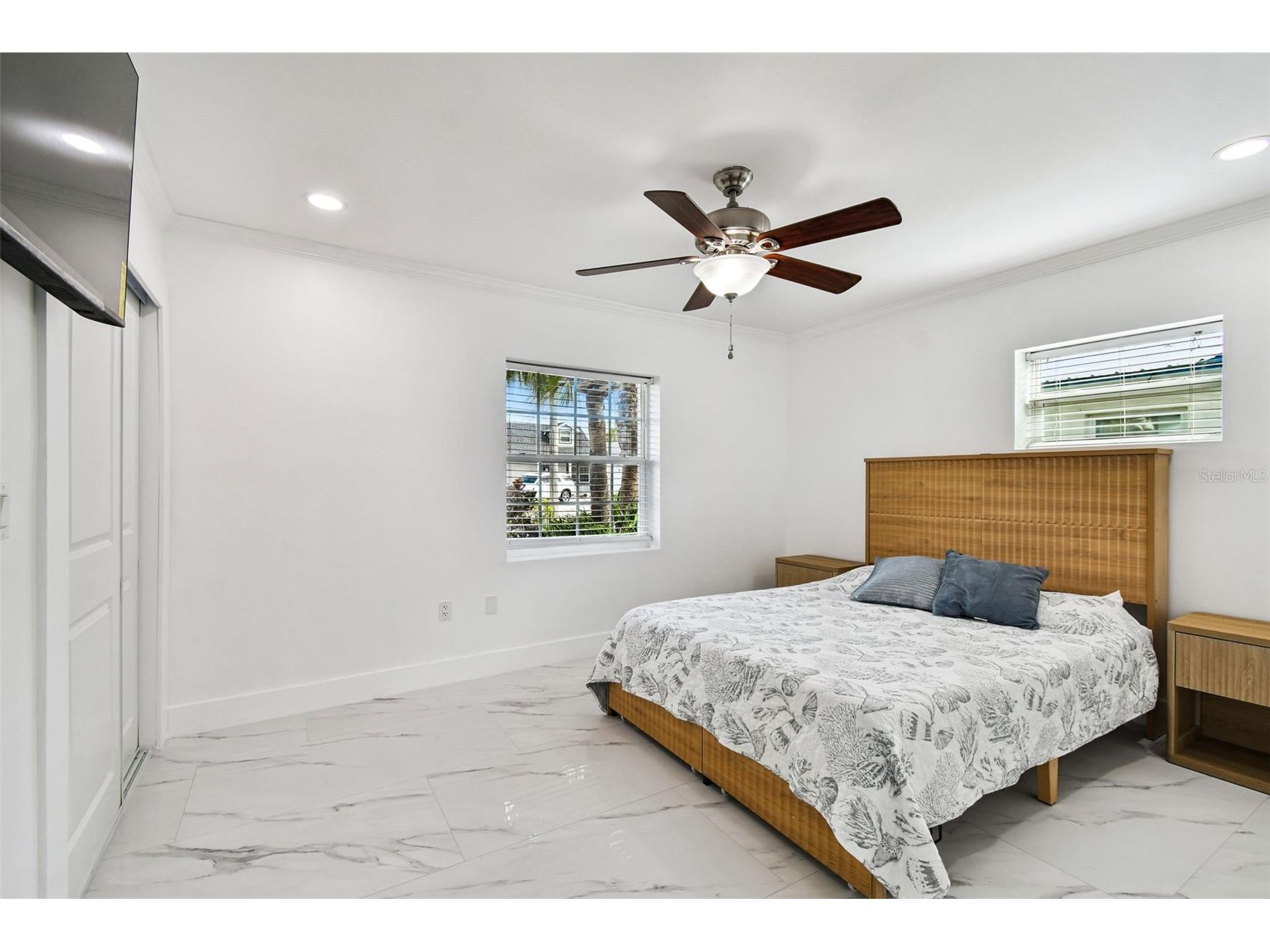 8708 Thornwood Lane Tampa FL 33615 TB8434985 image30
