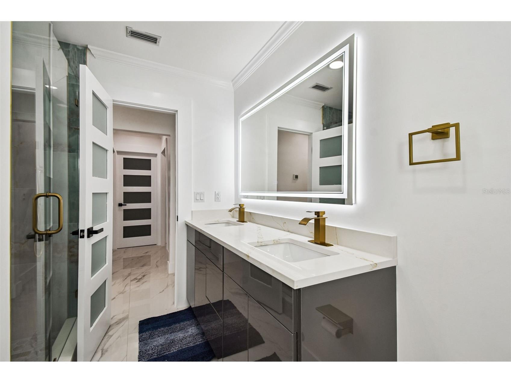 8708 Thornwood Lane Tampa FL 33615 TB8434985 image35