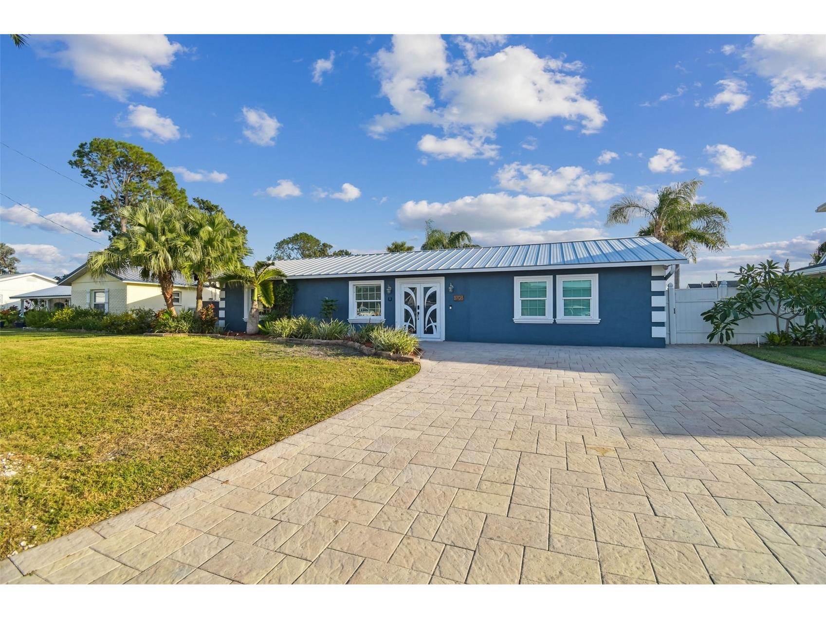 8708 Thornwood Lane Tampa FL 33615 TB8434985 image82