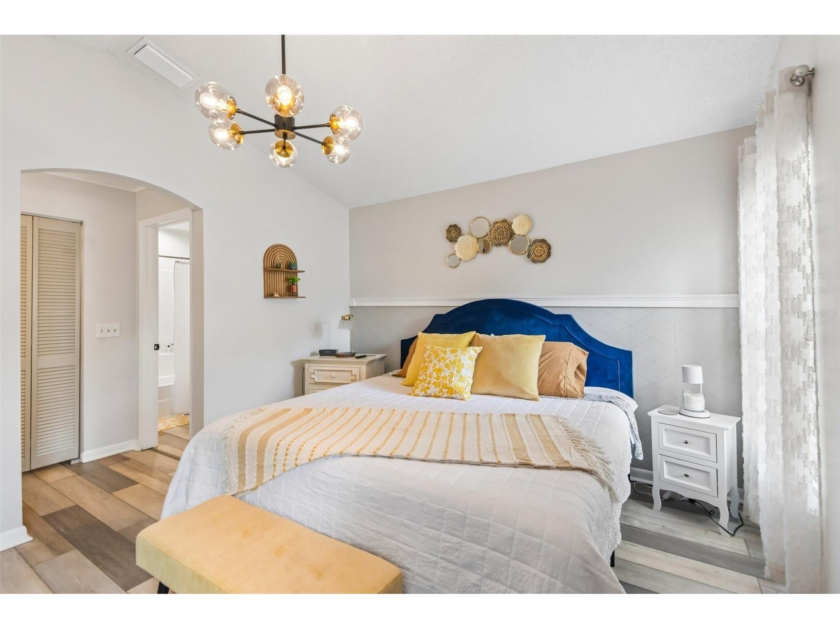 8709 Busch Oaks Street Tampa FL 33617 TB8520279 image18