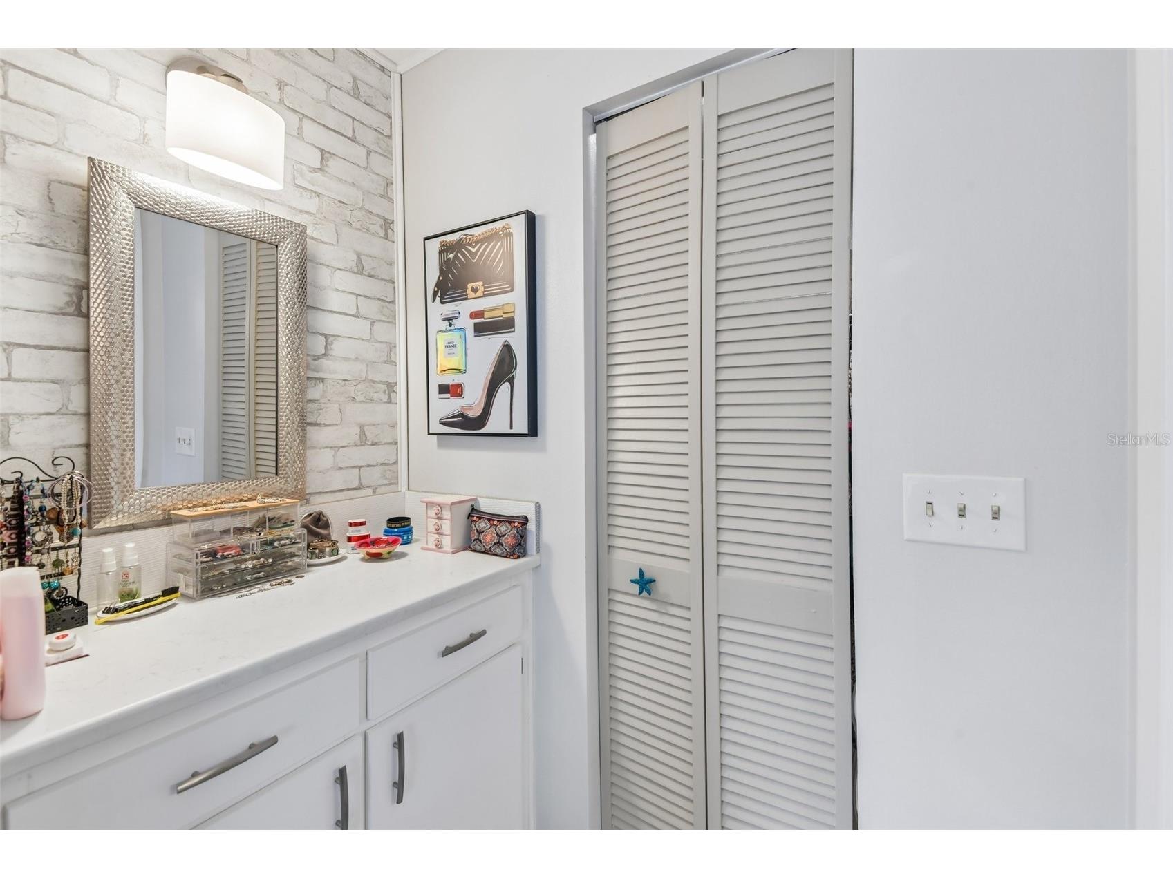 8709 Busch Oaks Street Tampa FL 33617 TB8520279 image20